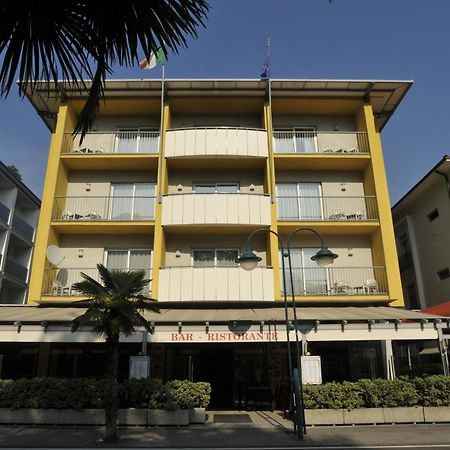 Hotel Primo Riva del Garda Luaran gambar